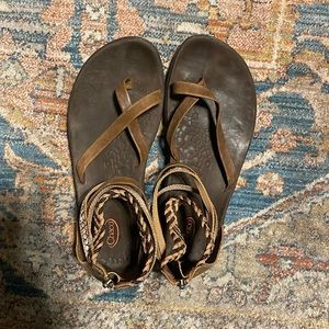Leather Chaco Dawkins sandals